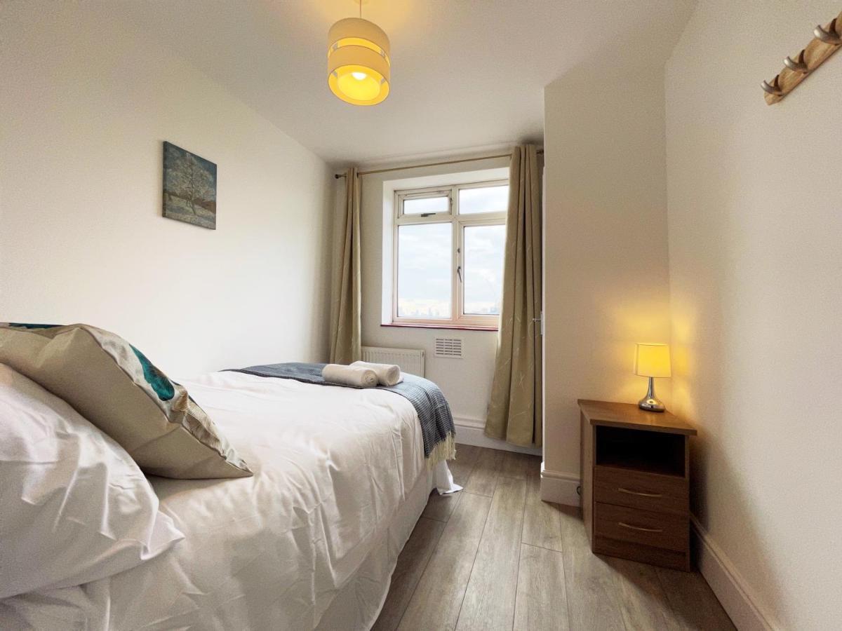 Sophie Place In Vauxhall - 3 Double Beds, 1 Sofa Bed, Spacious Лондон Экстерьер фото