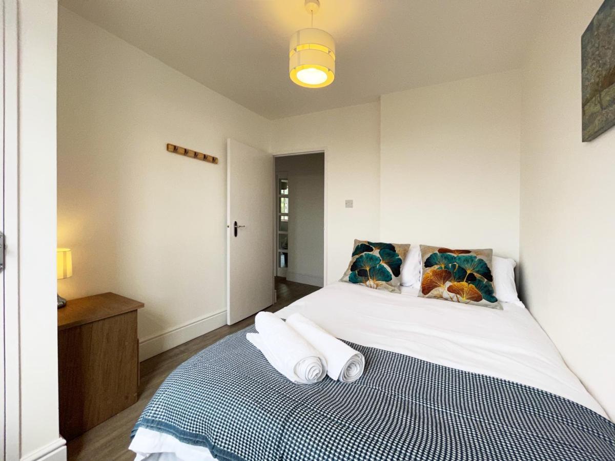 Sophie Place In Vauxhall - 3 Double Beds, 1 Sofa Bed, Spacious Лондон Экстерьер фото